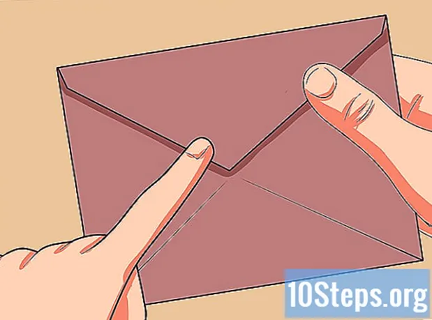 Hvordan åpne en forseglet konvolutt i hemmelighet