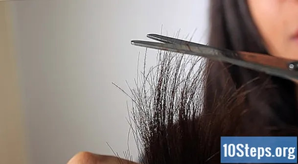 Hur man trimmar hårets dubbla ändar