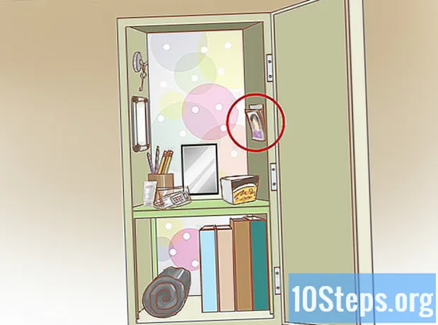 Как да поправите вашето училищно шкафче