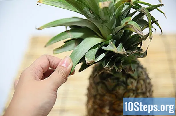 Ako nakrájať ananás
