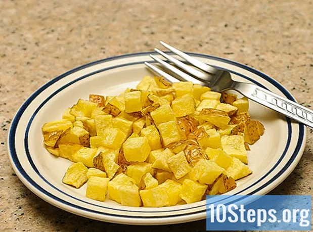 Як зробити кубики картоплі фрі