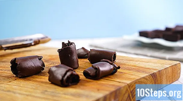 Hvordan man laver chokoladespåner - Encyklopædi