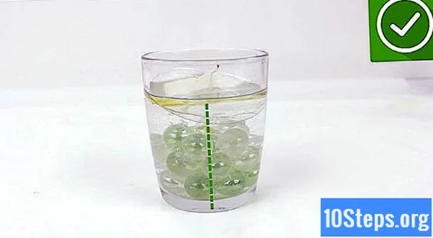كيفية صنع شموع الماء