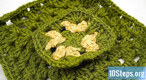 कैसे दादी के Crochet स्क्वायर बनाने के लिए
