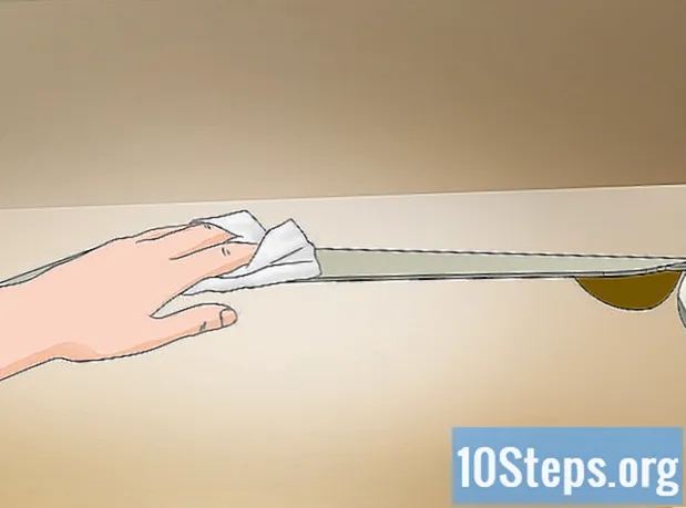 Πώς να καθαρίσετε έναν ανεμιστήρα οροφής