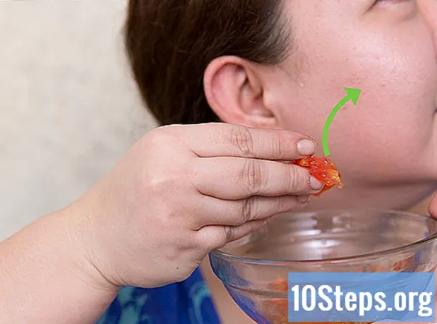 Kako smanjiti akne pomoću rajčice