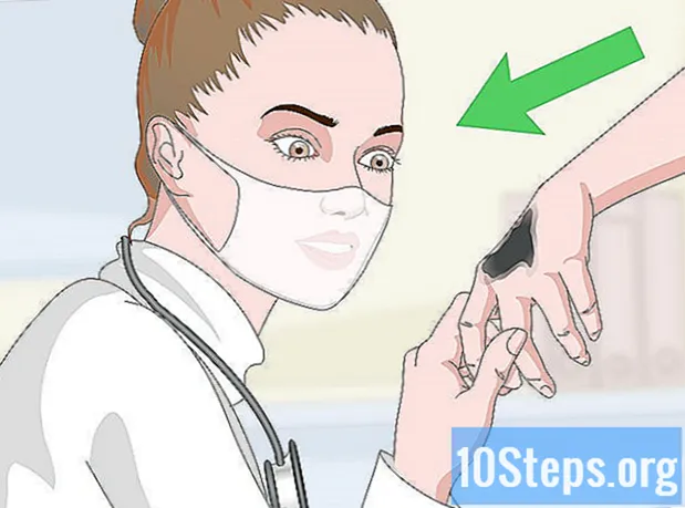 Hoe teer van de huid te verwijderen