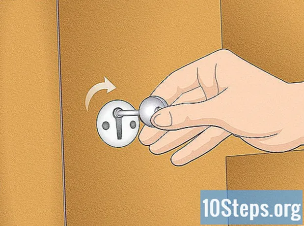 Kā aizslēgt durvis
