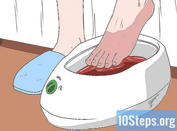 كيفية التخلص من مسامير القدم على قدميك