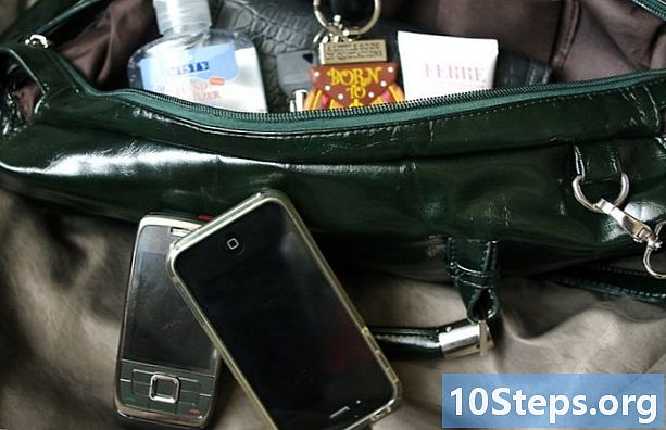 Cum să-ți pregătești geanta în fiecare zi (pentru adolescente)