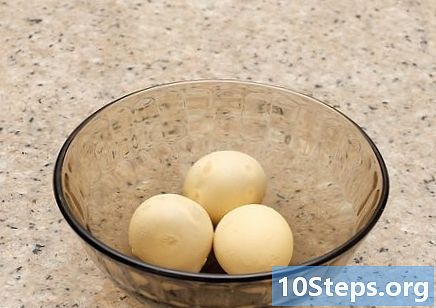 Kuinka pitää keitetyt munat