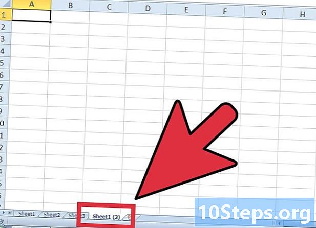 Bagaimana untuk menyalin spreadsheet Excel