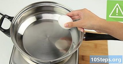 Como granular uma frigideira de aço inoxidável