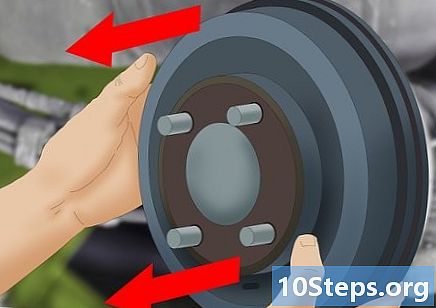 Como desmontar um freio a tambor