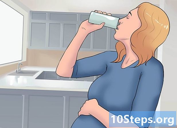 Cómo evitar la hinchazón de los pies durante el embarazo. - Cómo