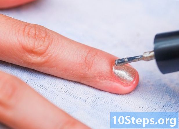 Как предотвратить растрескивание лака для ногтей