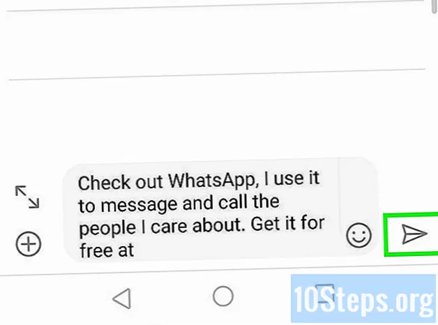 Как добавить контакт в WhatsApp
