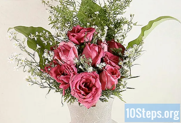 Ako usporiadať tucet ruží do vázy - Znalosti