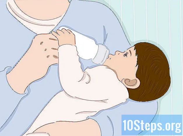 新生児に哺乳瓶を与える方法