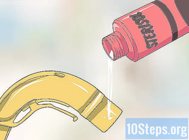 Hoe maak je een saxofoon mondstuk schoon