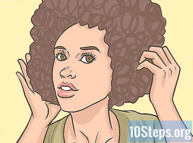 Cum să piepteniți un afro