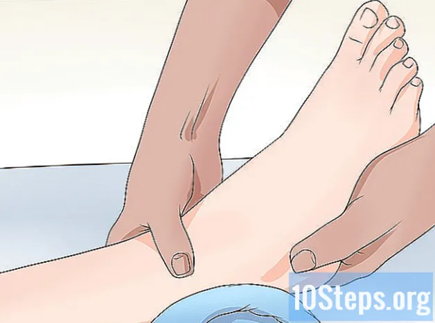 Como dar uma massagem sensual nos pés - Conhecimentos