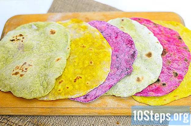 Hvordan man laver farvede tortillaer
