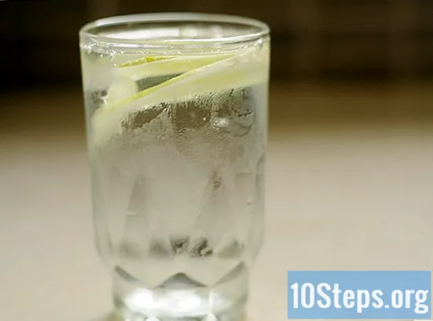 Cum să faci apa potabilă mai plăcută