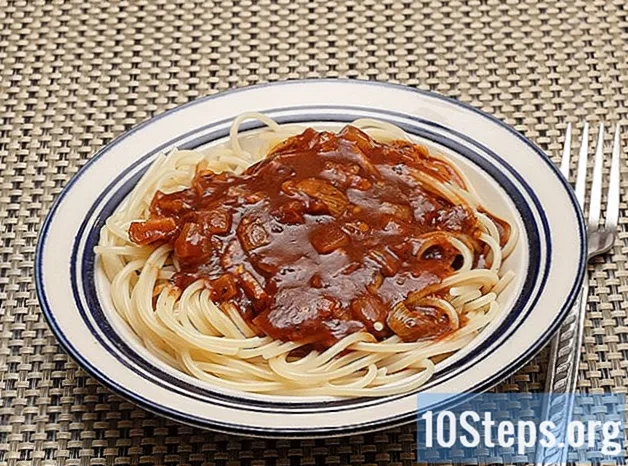 Hur man gör spagettisås med långsam spis