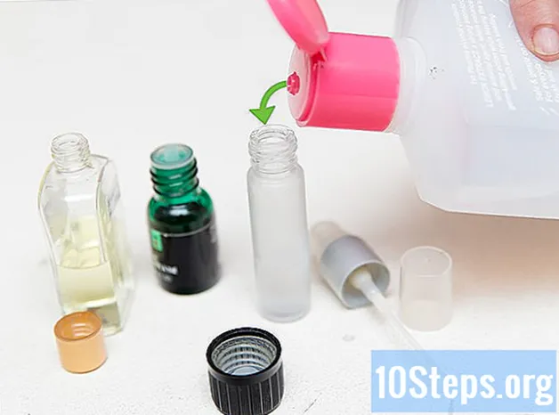 Kako napraviti ekstrakt vanilije pomoću ekstrakta