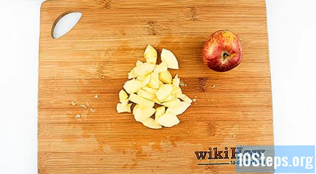 כיצד לקלף ותפוחים ליבה
