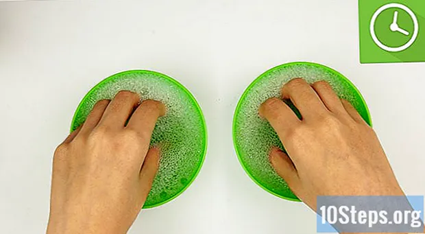 Come rimuovere le unghie in polvere