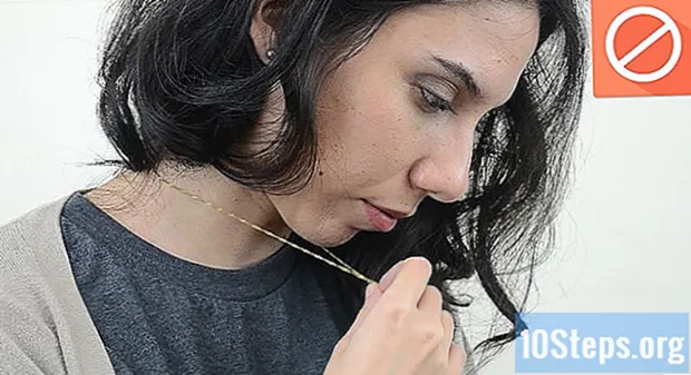 Как да отмените възел в косата си
