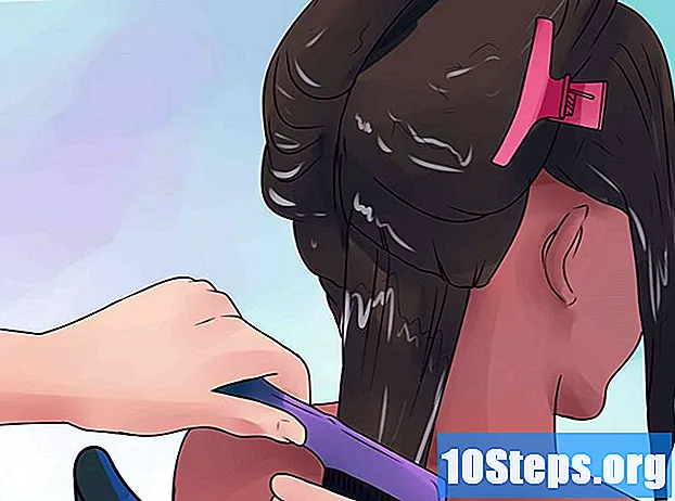כיצד ליישר שיער באפרו