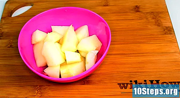 Wie man eine Cantalupe-Melone schneidet