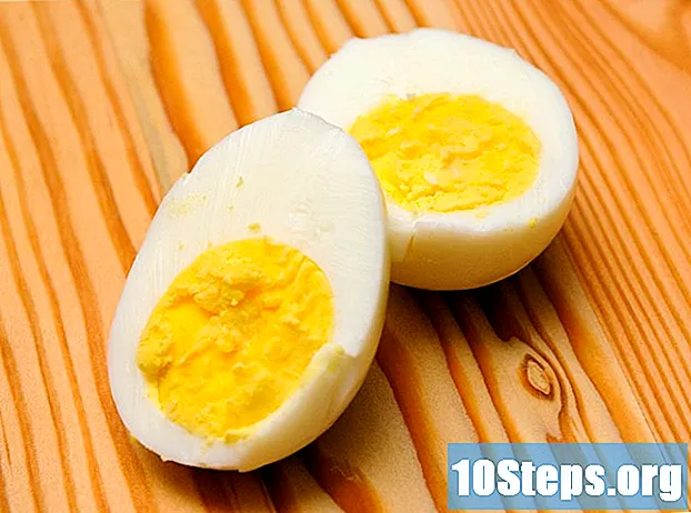 Sådan koges æg i en riskomfur