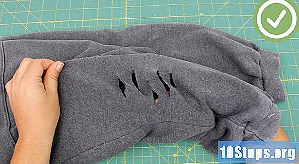 Hoe een sweatshirt te knippen