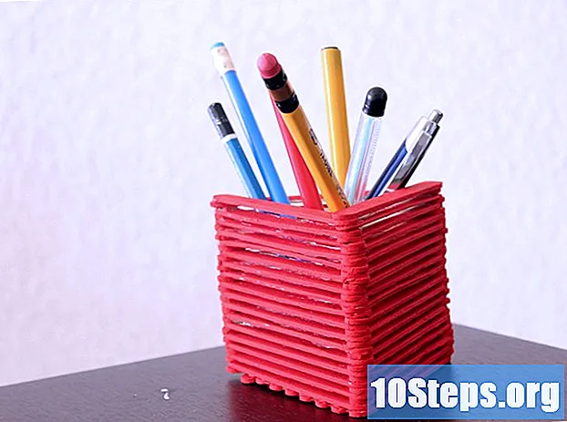 Sådan fremstilles en blyantholder med popsicle-pinde - Tips