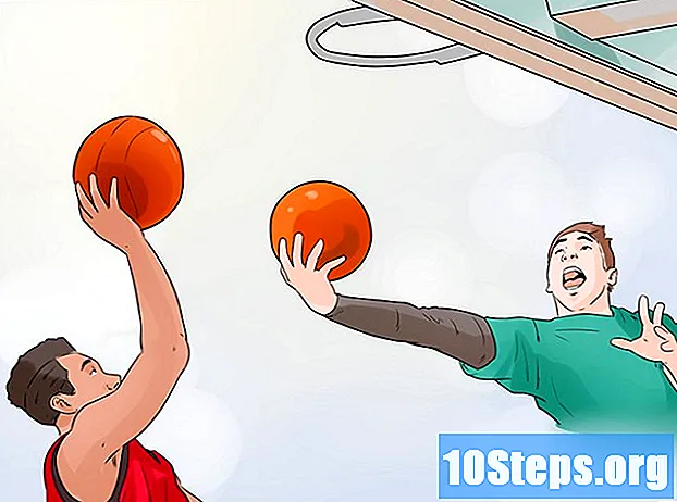 Hoe maak je een omgekeerde lade in basketbal