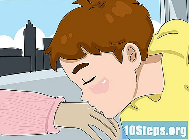 Как да държите ръката на момичето